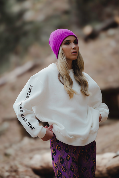 The ‘Explore your wild side’ oversized sweatshirt