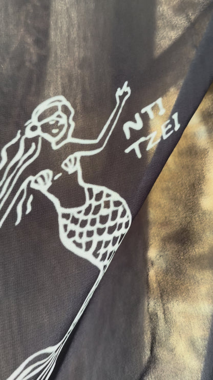 Mermaids Partying Black Pareo-Semi-Transparent ] Pirates of Venus